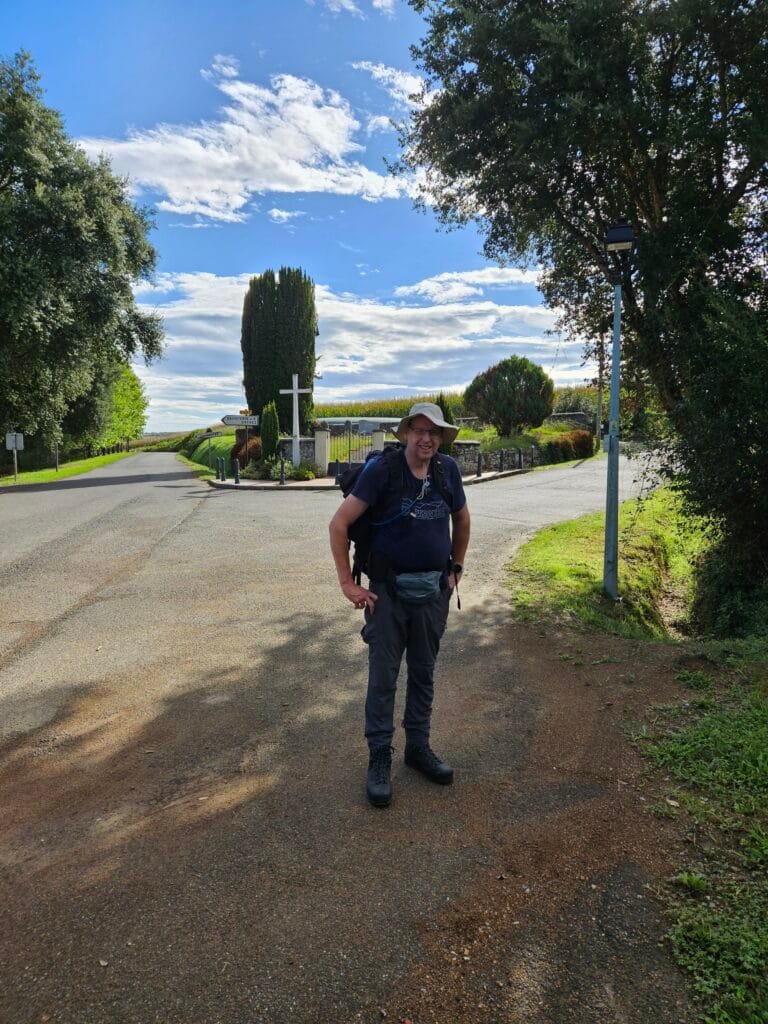 2023 Dag 1: De voetreis start – Orthez naar Sauveterre-de-Béarn Nog een stuk te gaan